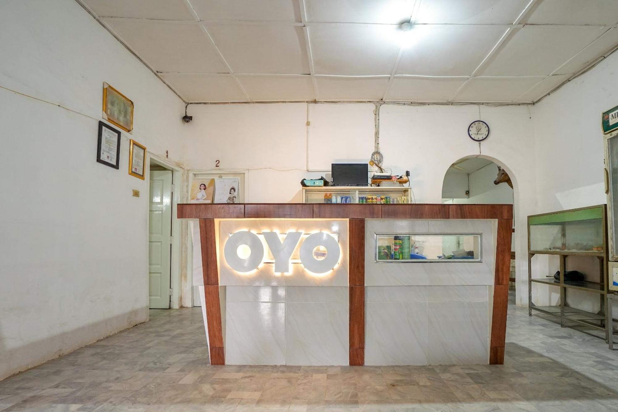 ホテル Oyo 1868 ペギナパン セキップ パレンバン エクステリア 写真